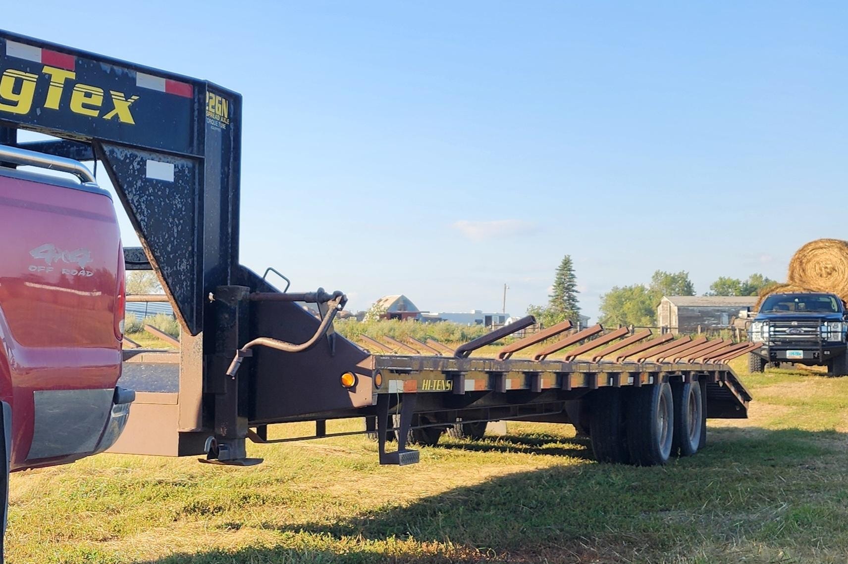 Rugged pipeless hay-side construction in the field